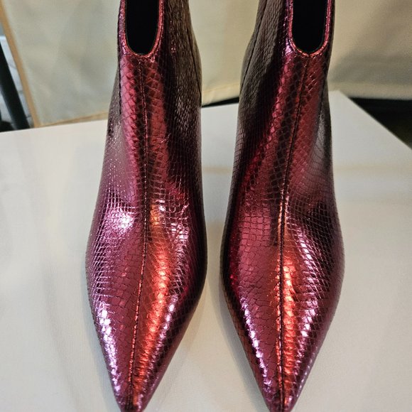 Marc Fisher Shoes - Marc Fisher dark red metallic ankle boots size 7.5 medium